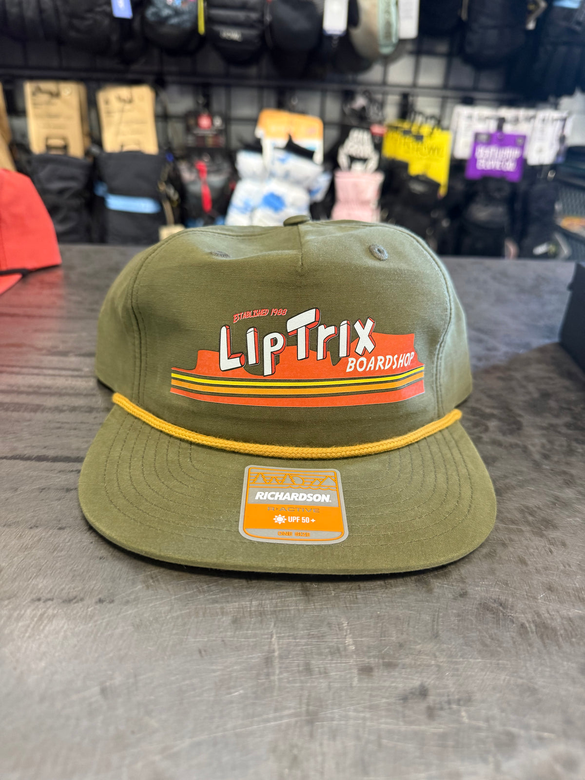 Lip Trix Boardshop: Red Mountains Richardson Hat