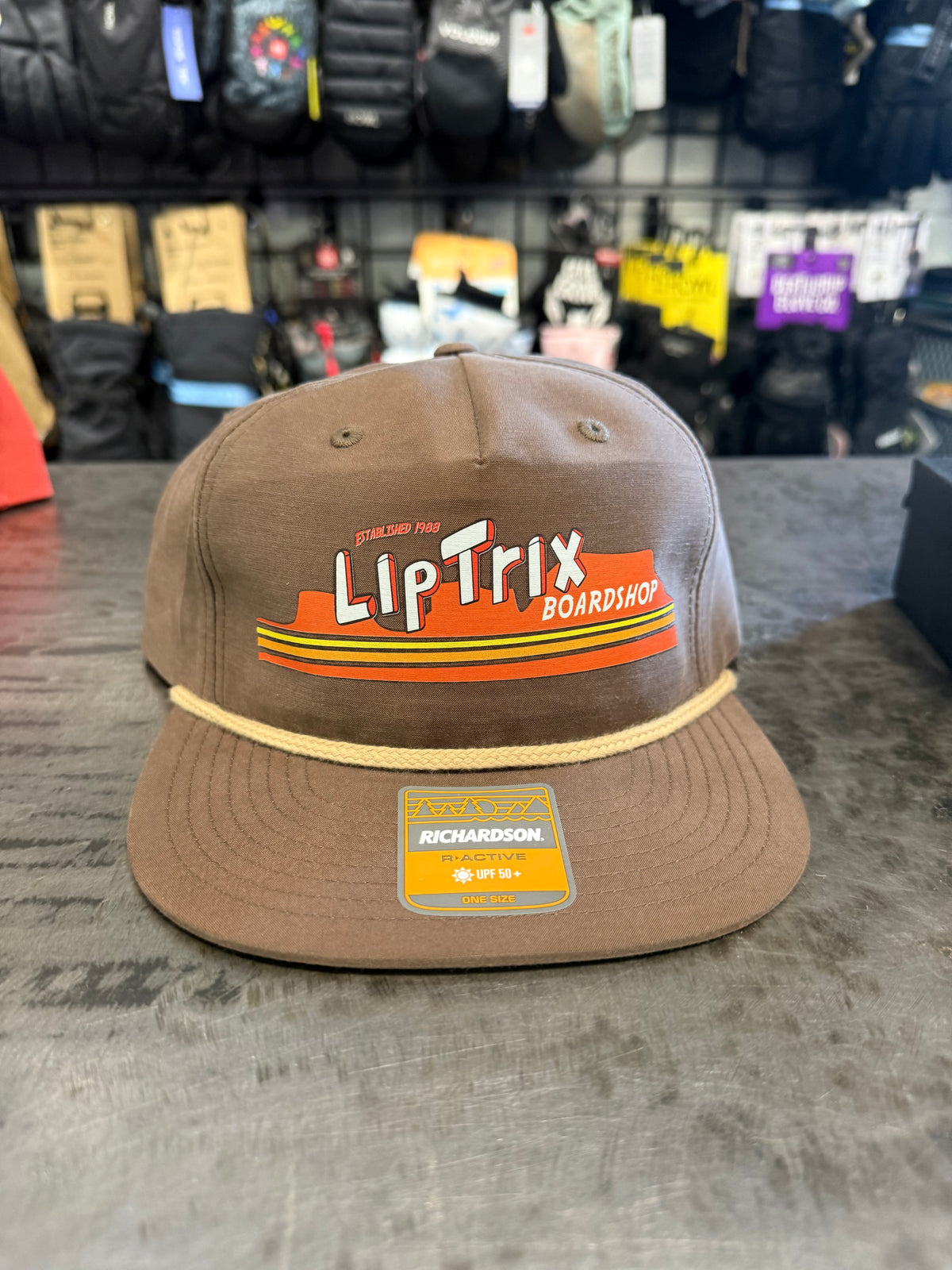 Lip Trix Boardshop: Red Mountains Richardson Hat
