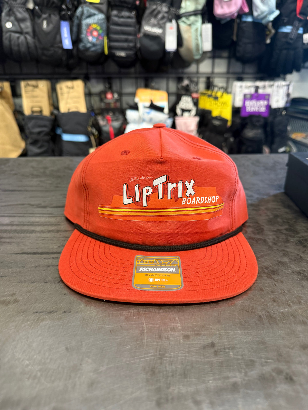 Lip Trix Boardshop: Red Mountains Richardson Hat